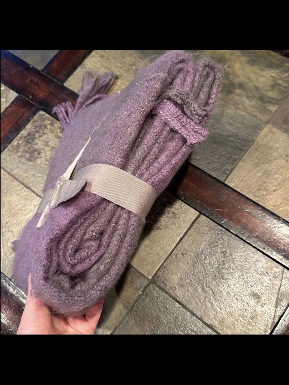 Woven Workz Purple Fuzzy Cozy Throw Blanket 50x70 Fringe NWT - Picture 5 of 5